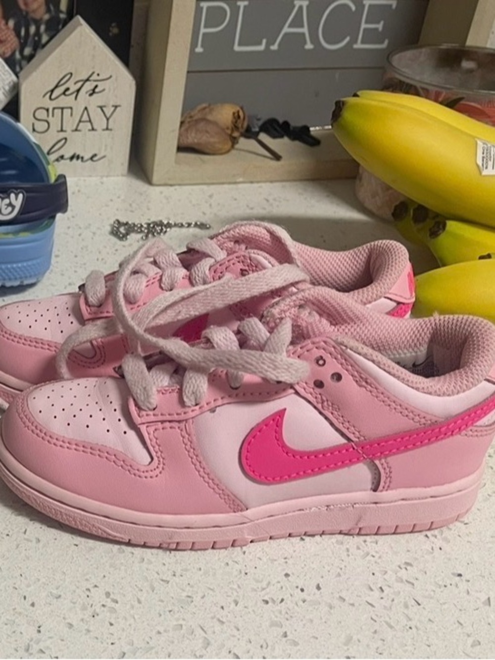 Nike Kids Low-Top Triple Pink Dunks size 11c